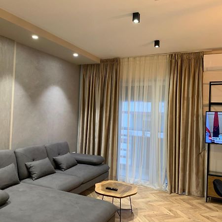 Haris Apartment Tirana no.3 Luaran gambar